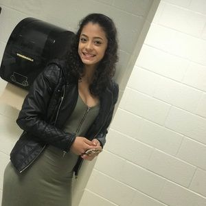 Meet your Posher, Destiny